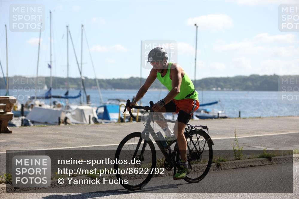 17.08.2025 - KN Förde Triathlon 2025 Yannick Fuchs http://msf.ph/oto/8622792 17.08.2025 11:11:51 Radfahren 270, 293, 321, 334, 362, 603, 272, 275, 329, 341 meine-sportfotos.de