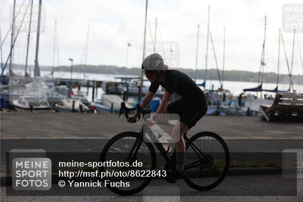 17.08.2025 - KN Förde Triathlon 2025 Yannick Fuchs http://msf.ph/oto/8622843 17.08.2025 09:52:29 Radfahren 126, 186, 199 meine-sportfotos.de