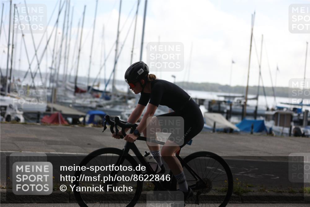 17.08.2025 - KN Förde Triathlon 2025 Yannick Fuchs http://msf.ph/oto/8622846 17.08.2025 09:52:29 Radfahren 126, 186, 199 meine-sportfotos.de