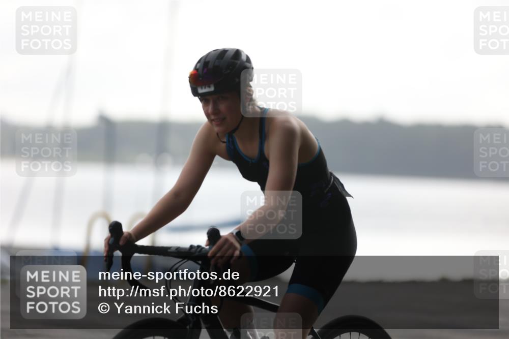 17.08.2025 - KN Förde Triathlon 2025 Yannick Fuchs http://msf.ph/oto/8622921 17.08.2025 09:53:03 Radfahren 111, 170, 174, 221, 127, 170, 188, 215, 242 meine-sportfotos.de