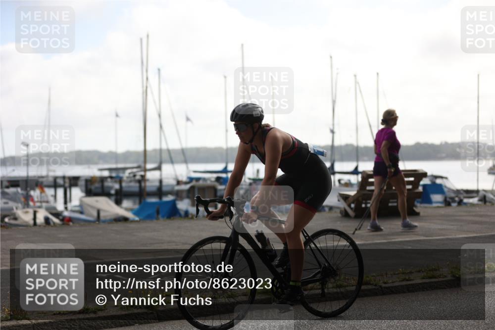 17.08.2025 - KN Förde Triathlon 2025 Yannick Fuchs http://msf.ph/oto/8623023 17.08.2025 09:54:39 Radfahren 127, 130, 138, 146, 148, 184, 186, 196, 199, 210, 211, 215, 242, 205, 211, 230 meine-sportfotos.de