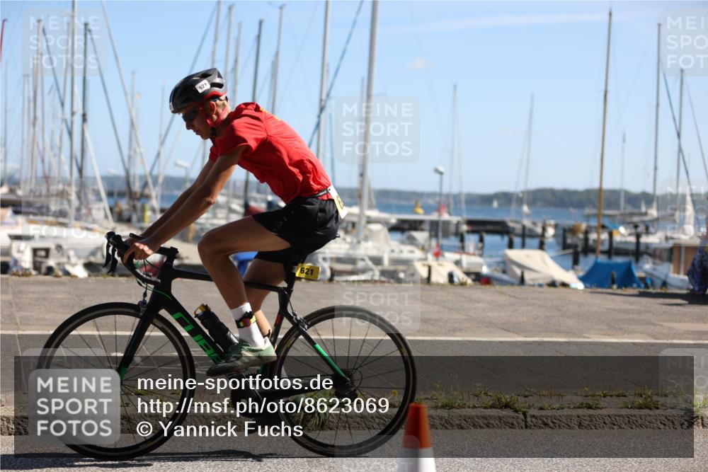 17.08.2025 - KN Förde Triathlon 2025 Yannick Fuchs http://msf.ph/oto/8623069 17.08.2025 11:13:15 Radfahren 272, 330, 341, 353, 364, 613, 619, 621, 265, 283, 364 meine-sportfotos.de
