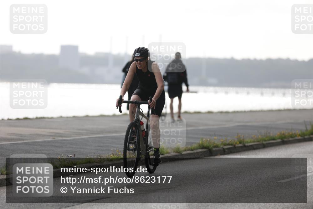 17.08.2025 - KN Förde Triathlon 2025 Yannick Fuchs http://msf.ph/oto/8623177 17.08.2025 09:56:07 Radfahren 102, 168, 197, 128, 150 meine-sportfotos.de
