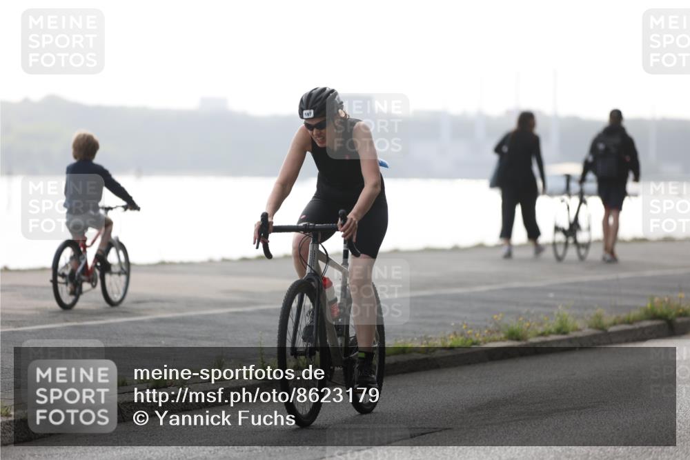 17.08.2025 - KN Förde Triathlon 2025 Yannick Fuchs http://msf.ph/oto/8623179 17.08.2025 09:56:08 Radfahren 102, 168, 197, 128, 150 meine-sportfotos.de