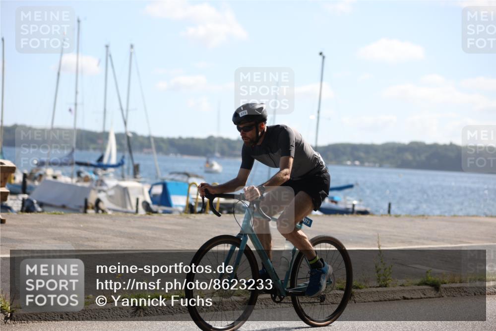 17.08.2025 - KN Förde Triathlon 2025 Yannick Fuchs http://msf.ph/oto/8623233 17.08.2025 11:14:07 Radfahren 273, 280, 356, 373, 612, 616, 617, 332, 350, 370, 387, 620, 635 meine-sportfotos.de