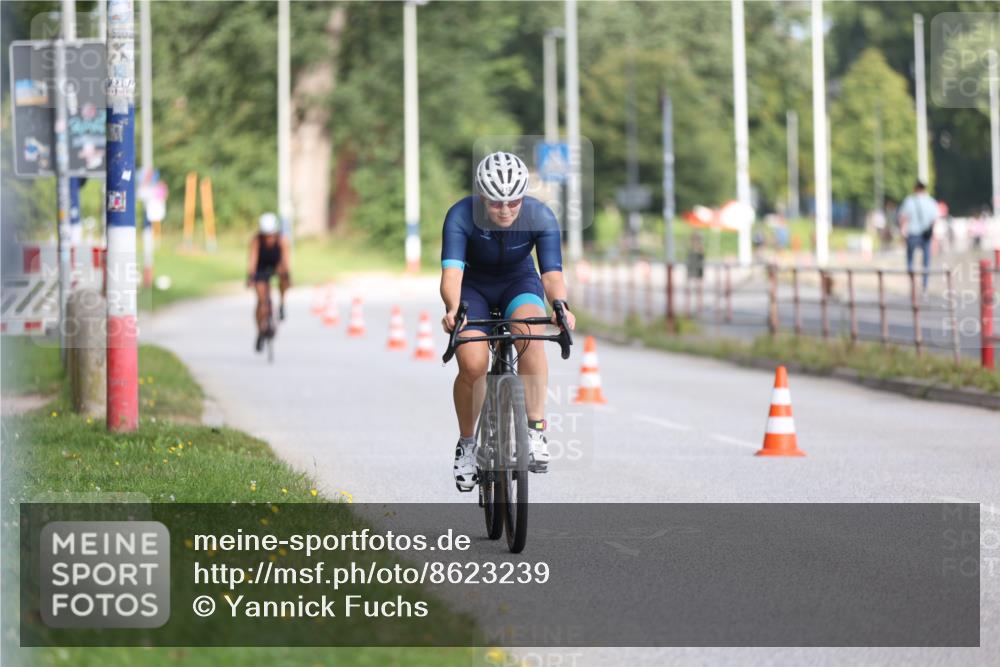 17.08.2025 - KN Förde Triathlon 2025 Yannick Fuchs http://msf.ph/oto/8623239 17.08.2025 09:56:43 Radfahren 130, 145, 212, 130, 138, 151, 205 meine-sportfotos.de