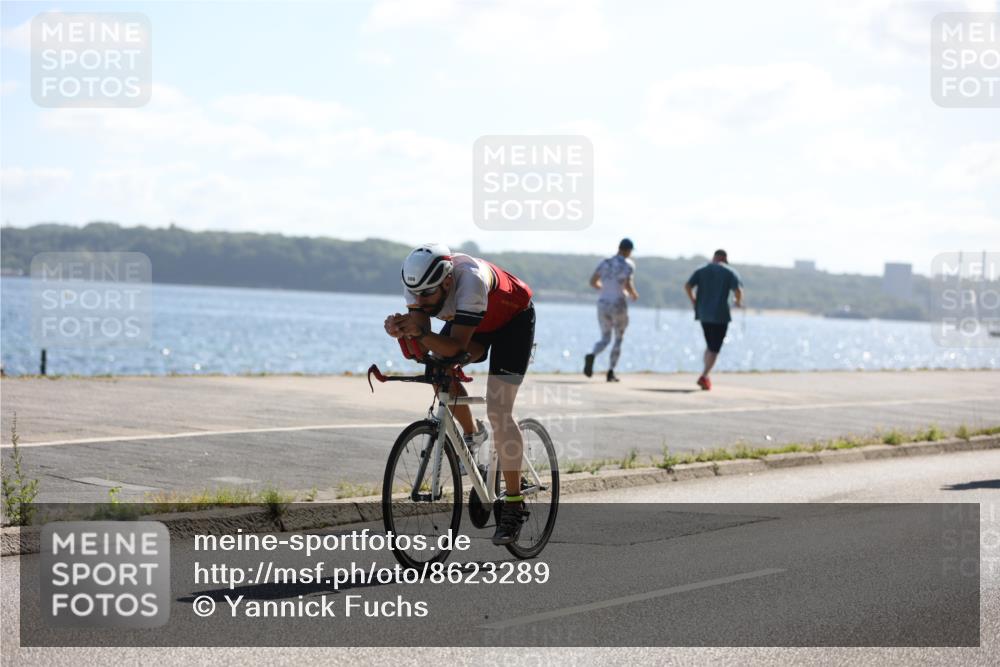 17.08.2025 - KN Förde Triathlon 2025 Yannick Fuchs http://msf.ph/oto/8623289 17.08.2025 11:14:32 Radfahren 263, 303, 306, 328, 337, 349, 352, 389, 288, 337, 614 meine-sportfotos.de