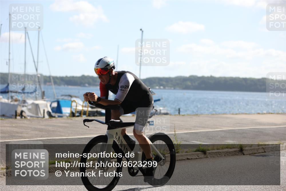 17.08.2025 - KN Förde Triathlon 2025 Yannick Fuchs http://msf.ph/oto/8623299 17.08.2025 11:14:34 Radfahren 263, 296, 303, 306, 328, 349, 352, 389, 288, 337 meine-sportfotos.de
