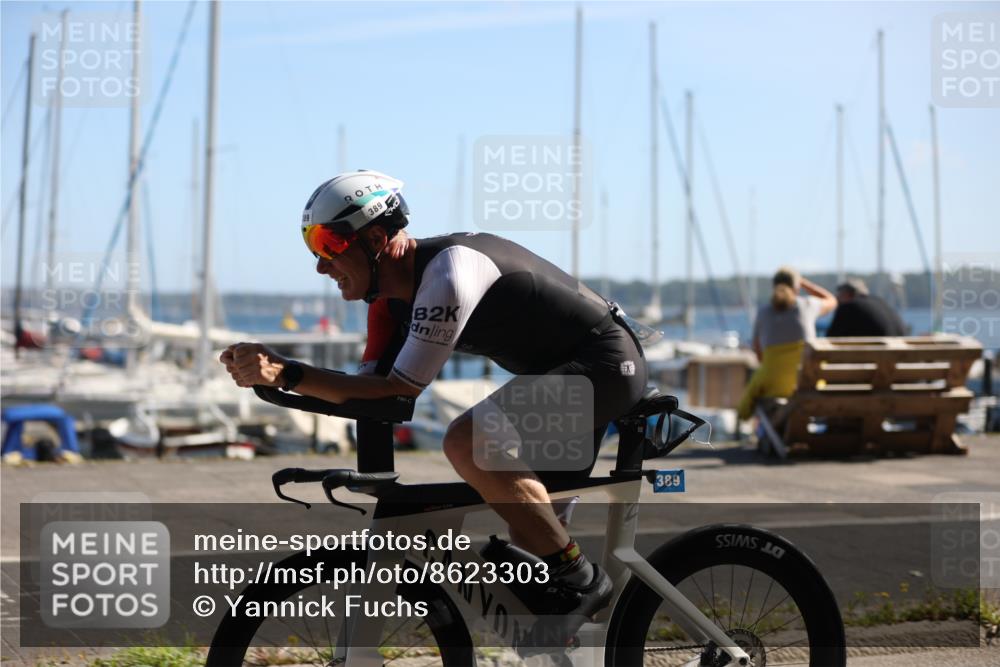 17.08.2025 - KN Förde Triathlon 2025 Yannick Fuchs http://msf.ph/oto/8623303 17.08.2025 11:14:34 Radfahren 263, 296, 303, 306, 328, 349, 352, 389, 288, 337 meine-sportfotos.de