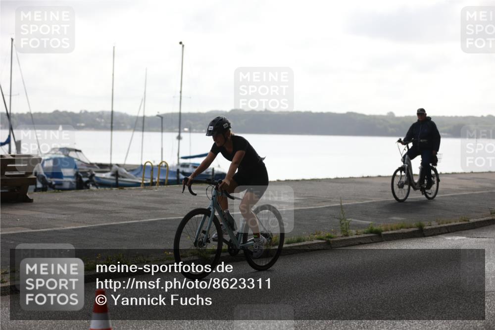 17.08.2025 - KN Förde Triathlon 2025 Yannick Fuchs http://msf.ph/oto/8623311 17.08.2025 09:57:23 Radfahren 135, 139, 166, 195, 201, 235, 246, 166, 219, 245 meine-sportfotos.de
