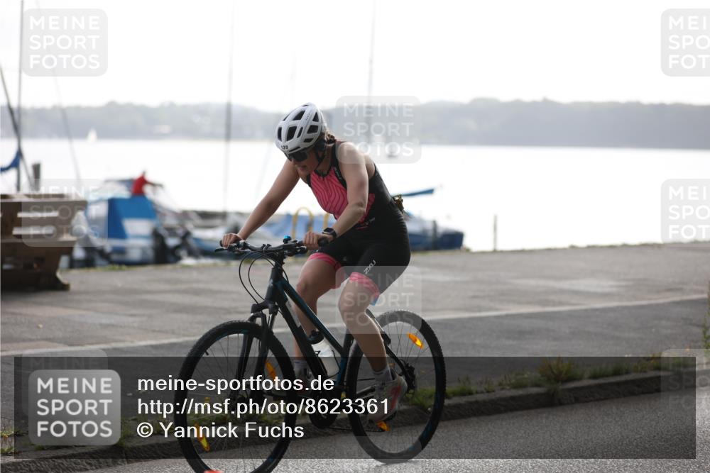 17.08.2025 - KN Förde Triathlon 2025 Yannick Fuchs http://msf.ph/oto/8623361 17.08.2025 09:57:50 Radfahren 120, 150, 243 meine-sportfotos.de