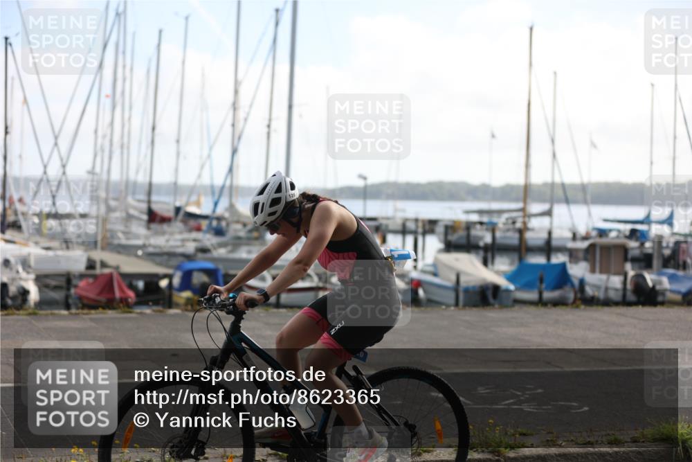 17.08.2025 - KN Förde Triathlon 2025 Yannick Fuchs http://msf.ph/oto/8623365 17.08.2025 09:57:51 Radfahren 120, 150, 187, 243 meine-sportfotos.de