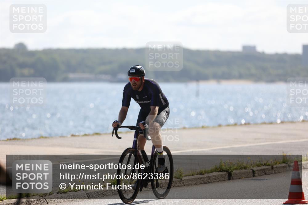 17.08.2025 - KN Förde Triathlon 2025 Yannick Fuchs http://msf.ph/oto/8623386 17.08.2025 11:15:04 Radfahren 281, 330, 345, 353, 374, 380, 609, 619, 621, 625, 632, 638, 642, 330, 346, 609, 613 meine-sportfotos.de