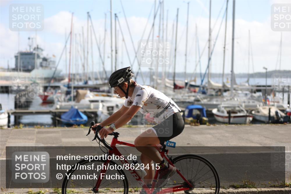17.08.2025 - KN Förde Triathlon 2025 Yannick Fuchs http://msf.ph/oto/8623415 17.08.2025 09:58:13 Radfahren 143, 197, 249, 118 meine-sportfotos.de