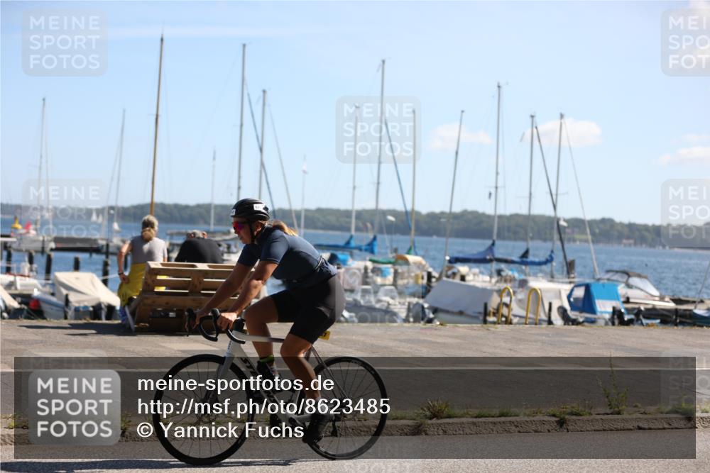 17.08.2025 - KN Förde Triathlon 2025 Yannick Fuchs http://msf.ph/oto/8623485 17.08.2025 11:15:39 Radfahren 261, 282, 295, 359, 382, 624, 627, 300, 307, 354 meine-sportfotos.de