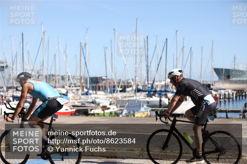 17.08.2025 - KN Förde Triathlon 2025 Yannick Fuchs http://msf.ph/oto/8623584 17.08.2025 11:16:10 Radfahren 266, 296, 303, 310, 328, 335, 344, 368, 618, 626, 628, 285, 288, 306, 389, 618, 630 meine-sportfotos.de