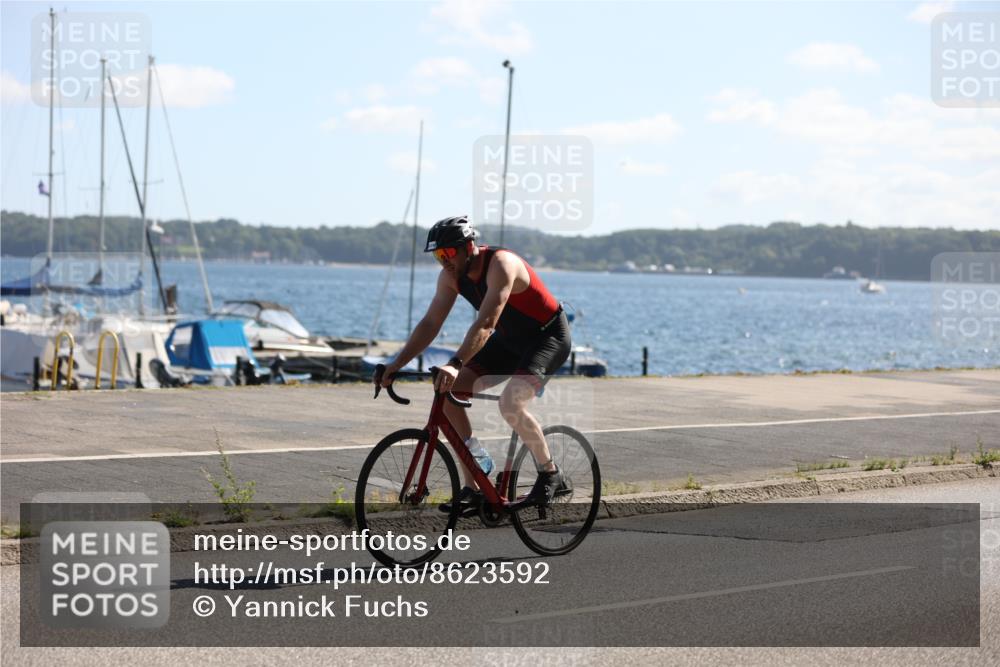 17.08.2025 - KN Förde Triathlon 2025 Yannick Fuchs http://msf.ph/oto/8623592 17.08.2025 11:16:14 Radfahren 266, 296, 303, 328, 335, 310, 344, 368, 618, 626, 628 meine-sportfotos.de