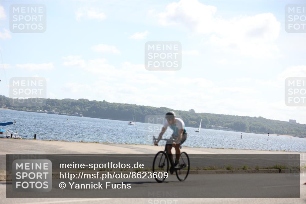 17.08.2025 - KN Förde Triathlon 2025 Yannick Fuchs http://msf.ph/oto/8623609 17.08.2025 11:16:28 Radfahren 297, 361, 632, 642, 303 meine-sportfotos.de