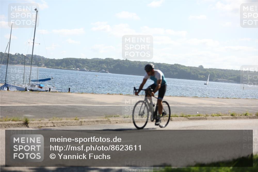 17.08.2025 - KN Förde Triathlon 2025 Yannick Fuchs http://msf.ph/oto/8623611 17.08.2025 11:16:28 Radfahren 297, 361, 632, 642, 303 meine-sportfotos.de