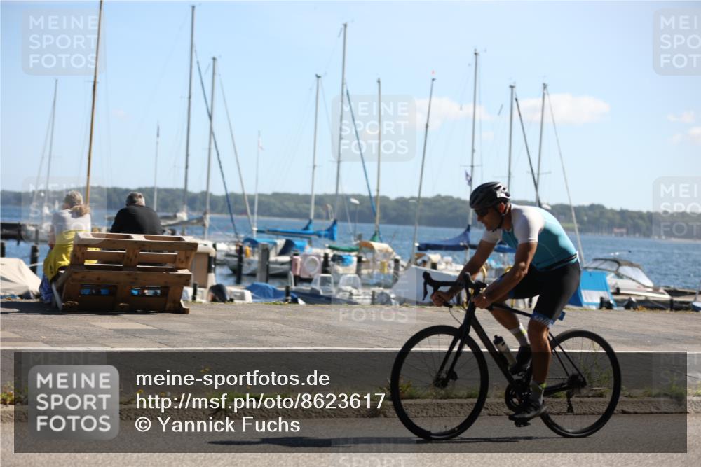 17.08.2025 - KN Förde Triathlon 2025 Yannick Fuchs http://msf.ph/oto/8623617 17.08.2025 11:16:29 Radfahren 297, 361, 632, 642 meine-sportfotos.de