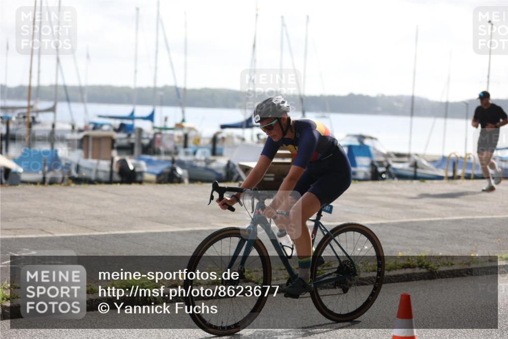 17.08.2025 - KN Förde Triathlon 2025 Yannick Fuchs http://msf.ph/oto/8623677 17.08.2025 10:01:00 Radfahren 153, 164, 181, 200, 213, 137, 238 meine-sportfotos.de