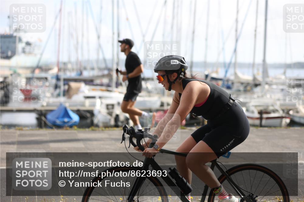 17.08.2025 - KN Förde Triathlon 2025 Yannick Fuchs http://msf.ph/oto/8623693 17.08.2025 10:01:04 Radfahren 164, 200, 213, 153, 181, 238 meine-sportfotos.de