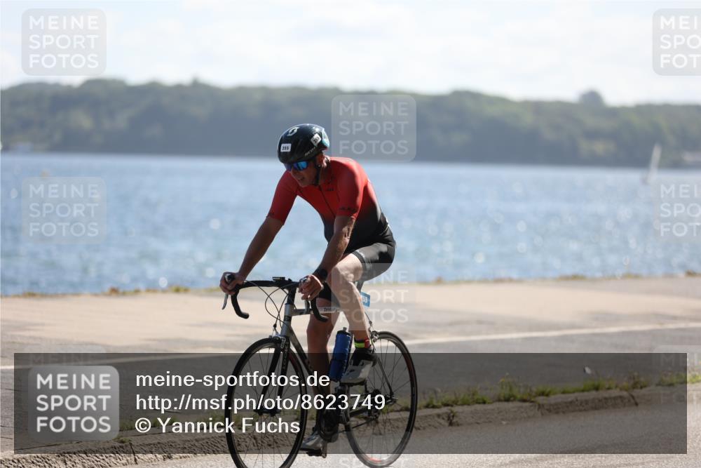 17.08.2025 - KN Förde Triathlon 2025 Yannick Fuchs http://msf.ph/oto/8623749 17.08.2025 11:18:07 Radfahren 279, 297, 344, 355, 643, 335 meine-sportfotos.de