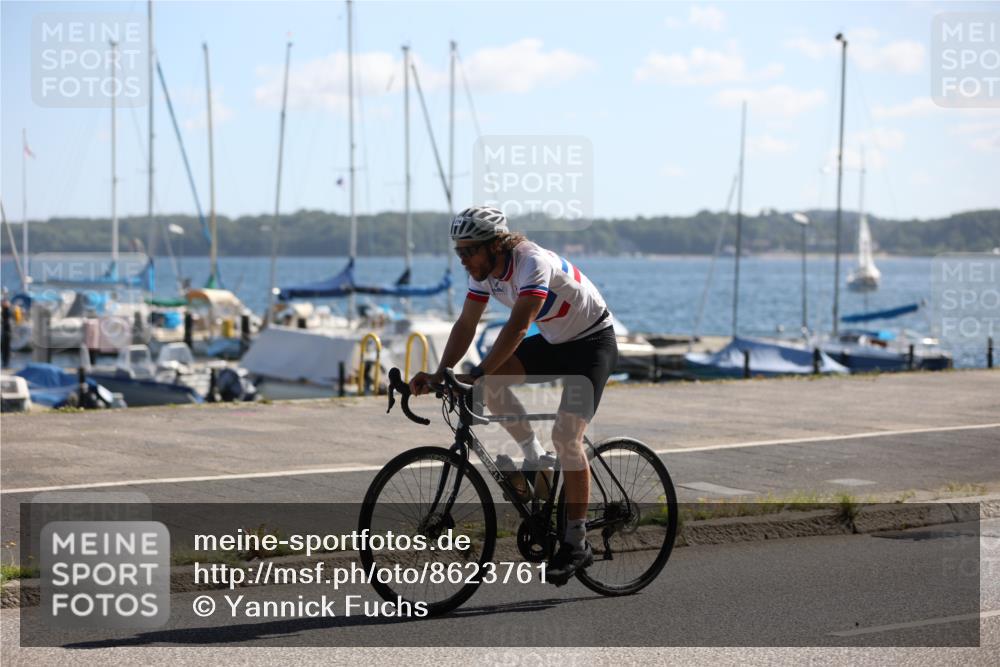 17.08.2025 - KN Förde Triathlon 2025 Yannick Fuchs http://msf.ph/oto/8623761 17.08.2025 11:18:13 Radfahren 279, 320, 340, 344, 615, 643, 297, 355 meine-sportfotos.de
