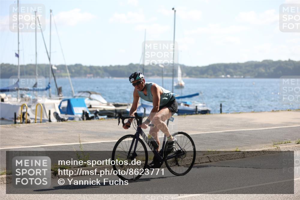 17.08.2025 - KN Förde Triathlon 2025 Yannick Fuchs http://msf.ph/oto/8623771 17.08.2025 11:18:17 Radfahren 268, 320, 340, 344, 615, 279, 344, 355, 643 meine-sportfotos.de