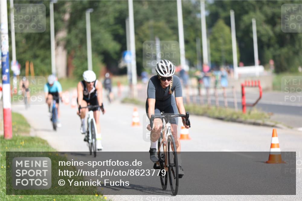 17.08.2025 - KN Förde Triathlon 2025 Yannick Fuchs http://msf.ph/oto/8623779 17.08.2025 10:02:18 Radfahren 141, 159, 161, 220, 231, 250 meine-sportfotos.de