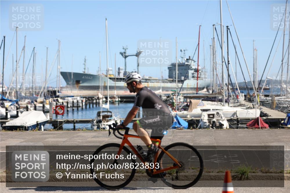 17.08.2025 - KN Förde Triathlon 2025 Yannick Fuchs http://msf.ph/oto/8623893 17.08.2025 11:19:46 Radfahren 270, 278, 302, 325, 331, 340, 385, 390, 615, 269, 325 meine-sportfotos.de