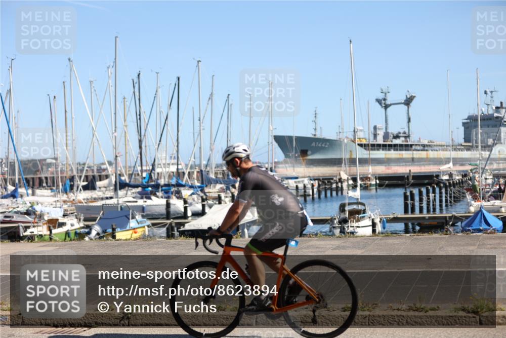 17.08.2025 - KN Förde Triathlon 2025 Yannick Fuchs http://msf.ph/oto/8623894 17.08.2025 11:19:46 Radfahren 270, 278, 302, 325, 331, 340, 385, 390, 615, 269, 325 meine-sportfotos.de
