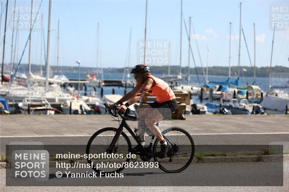 17.08.2025 - KN Förde Triathlon 2025 Yannick Fuchs http://msf.ph/oto/8623993 17.08.2025 11:21:22 Radfahren 325, 331, 363, 390, 620, 639, 270, 343 meine-sportfotos.de