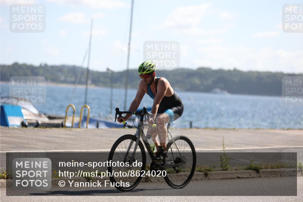 17.08.2025 - KN Förde Triathlon 2025 Yannick Fuchs http://msf.ph/oto/8624020 17.08.2025 11:23:47 Radfahren 273, 330, 348, 349, 351, 360, 372, 610, 273, 280, 330, 348, 360, 617 meine-sportfotos.de