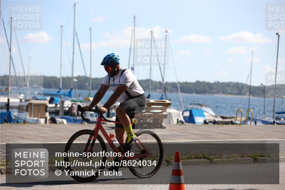 17.08.2025 - KN Förde Triathlon 2025 Yannick Fuchs http://msf.ph/oto/8624034 17.08.2025 11:23:54 Radfahren 291, 349, 372, 610, 612, 632, 351 meine-sportfotos.de