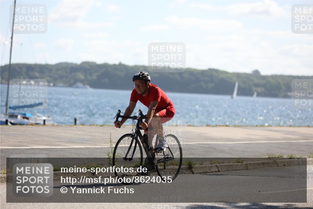 17.08.2025 - KN Förde Triathlon 2025 Yannick Fuchs http://msf.ph/oto/8624035 17.08.2025 11:23:55 Radfahren 291, 349, 372, 610, 612, 632, 351 meine-sportfotos.de