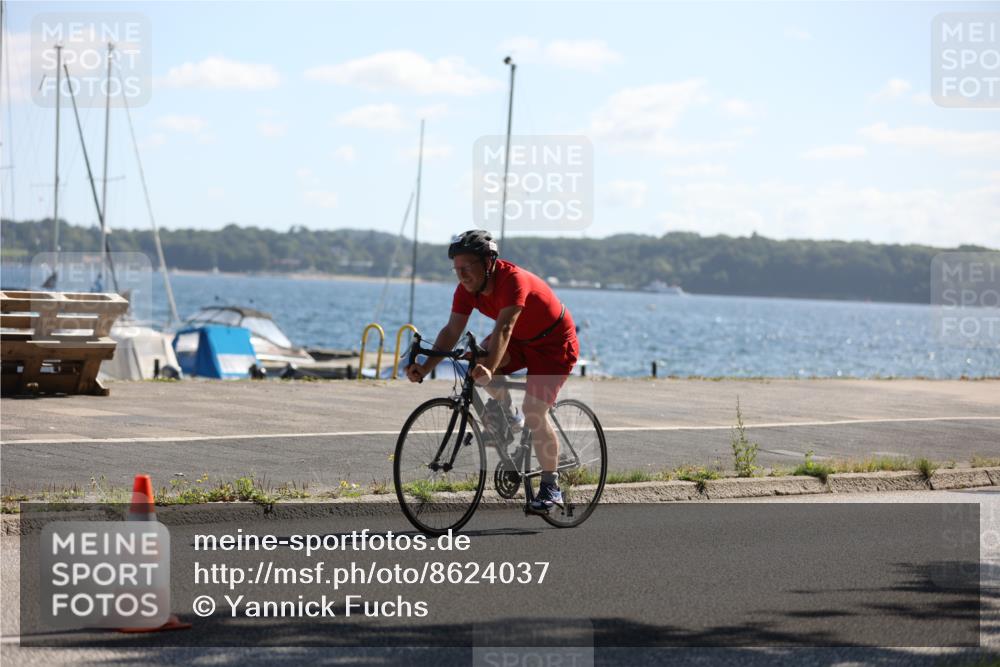 17.08.2025 - KN Förde Triathlon 2025 Yannick Fuchs http://msf.ph/oto/8624037 17.08.2025 11:23:55 Radfahren 291, 349, 372, 610, 612, 632, 351 meine-sportfotos.de