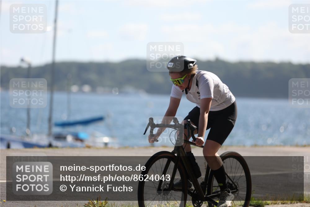 17.08.2025 - KN Förde Triathlon 2025 Yannick Fuchs http://msf.ph/oto/8624043 17.08.2025 11:24:01 Radfahren 261, 266, 288, 291, 296, 307, 353, 362, 612, 614, 619, 632, 349, 372, 610 meine-sportfotos.de