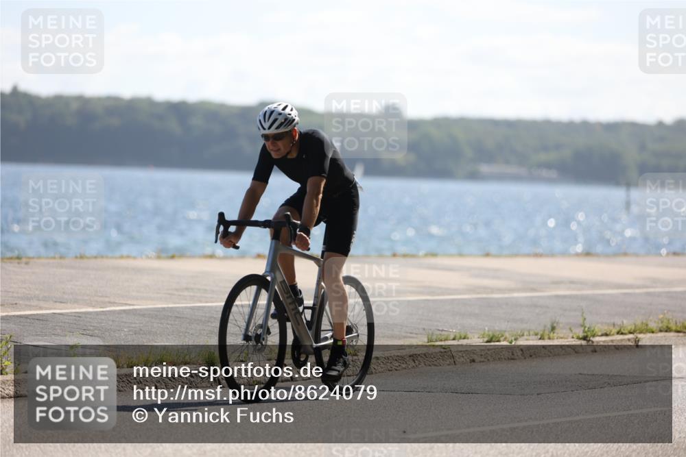 17.08.2025 - KN Förde Triathlon 2025 Yannick Fuchs http://msf.ph/oto/8624079 17.08.2025 11:24:20 Radfahren 263, 271, 329, 350, 352, 354, 380, 642, 345, 642 meine-sportfotos.de