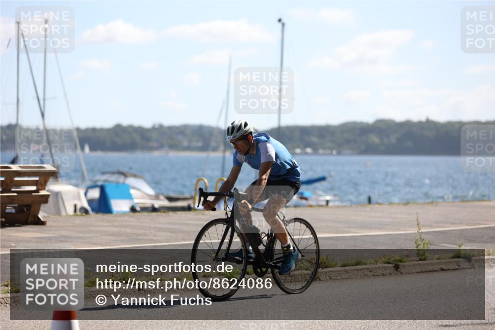 17.08.2025 - KN Förde Triathlon 2025 Yannick Fuchs http://msf.ph/oto/8624086 17.08.2025 11:24:28 Radfahren 281, 326, 329, 352, 371, 380, 616, 263, 271, 350, 354 meine-sportfotos.de