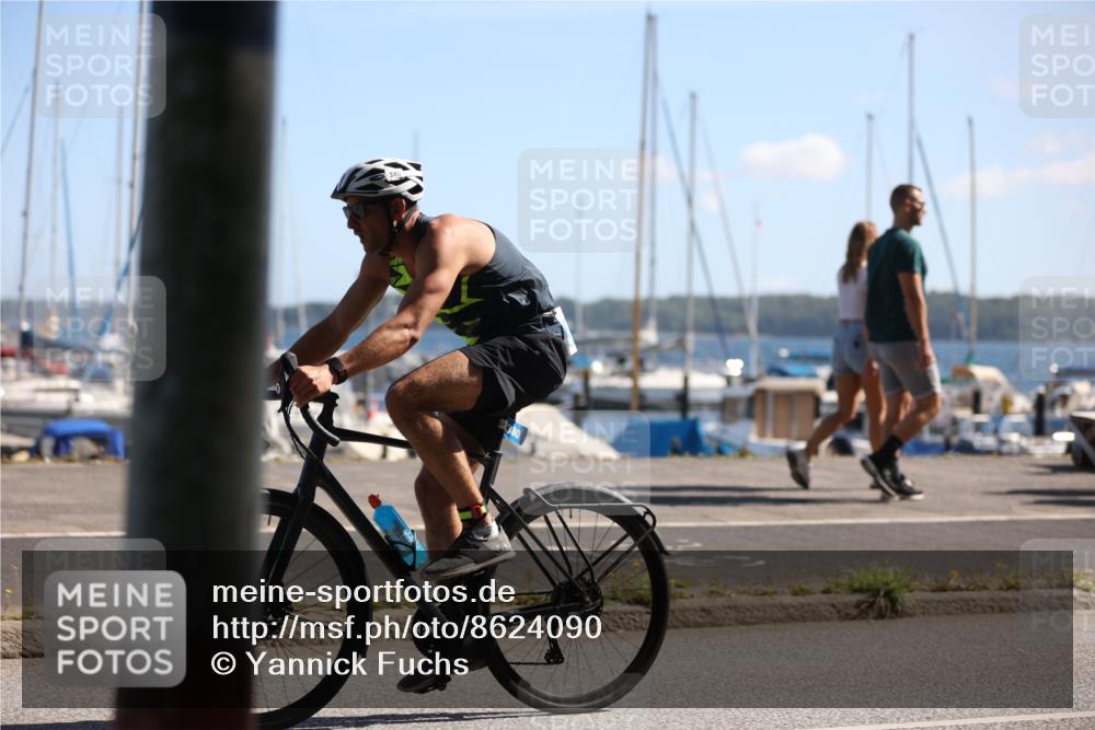 17.08.2025 - KN Förde Triathlon 2025 Yannick Fuchs http://msf.ph/oto/8624090 17.08.2025 11:24:30 Radfahren 281, 326, 352, 371, 380, 616, 263, 271, 329, 350 meine-sportfotos.de