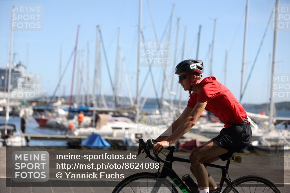 17.08.2025 - KN Förde Triathlon 2025 Yannick Fuchs http://msf.ph/oto/8624098 17.08.2025 11:24:42 Radfahren 303, 370, 621, 326, 371, 616 meine-sportfotos.de