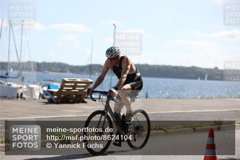 17.08.2025 - KN Förde Triathlon 2025 Yannick Fuchs http://msf.ph/oto/8624104 17.08.2025 11:24:48 Radfahren 303, 306, 328, 373, 389, 370, 621 meine-sportfotos.de