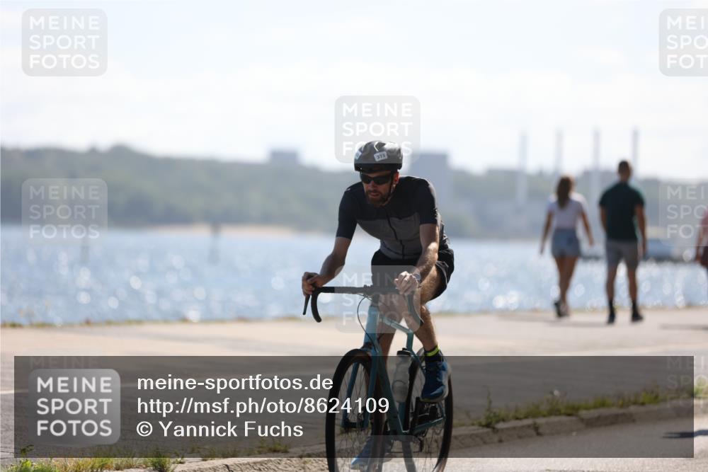 17.08.2025 - KN Förde Triathlon 2025 Yannick Fuchs http://msf.ph/oto/8624109 17.08.2025 11:24:56 Radfahren 300, 306, 328, 356, 373, 389, 606, 635, 303 meine-sportfotos.de
