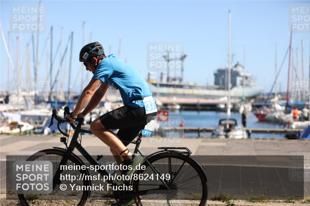 17.08.2025 - KN Förde Triathlon 2025 Yannick Fuchs http://msf.ph/oto/8624149 17.08.2025 11:25:29 Radfahren 261, 285, 295, 296, 307, 330, 377, 617, 629, 630, 632, 633, 266, 330 meine-sportfotos.de