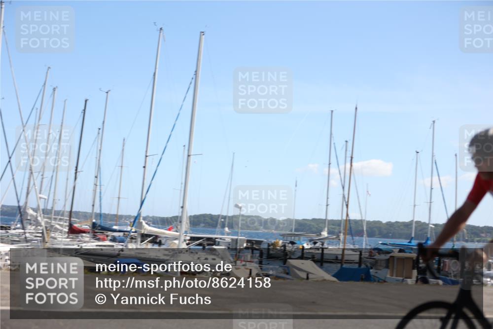 17.08.2025 - KN Förde Triathlon 2025 Yannick Fuchs http://msf.ph/oto/8624158 17.08.2025 11:25:31 Radfahren 261, 285, 288, 295, 296, 307, 610, 617, 629, 630, 632, 633, 261, 266, 330, 377 meine-sportfotos.de