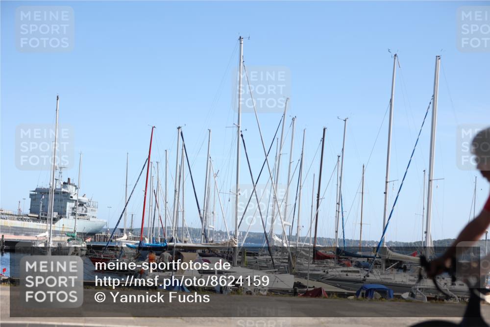 17.08.2025 - KN Förde Triathlon 2025 Yannick Fuchs http://msf.ph/oto/8624159 17.08.2025 11:25:32 Radfahren 285, 288, 295, 296, 307, 349, 610, 617, 629, 630, 632, 633, 261, 266, 285, 295, 330, 377 meine-sportfotos.de