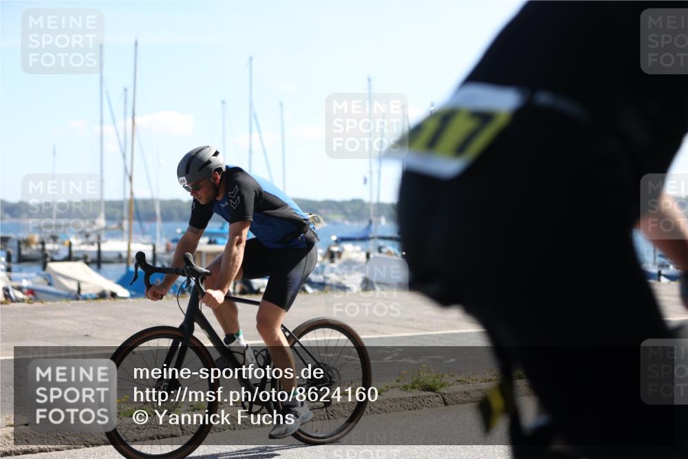 17.08.2025 - KN Förde Triathlon 2025 Yannick Fuchs http://msf.ph/oto/8624160 17.08.2025 11:25:34 Radfahren 288, 296, 307, 349, 372, 610, 617, 629, 630, 632, 633, 261, 285, 295, 330, 377, 629 meine-sportfotos.de