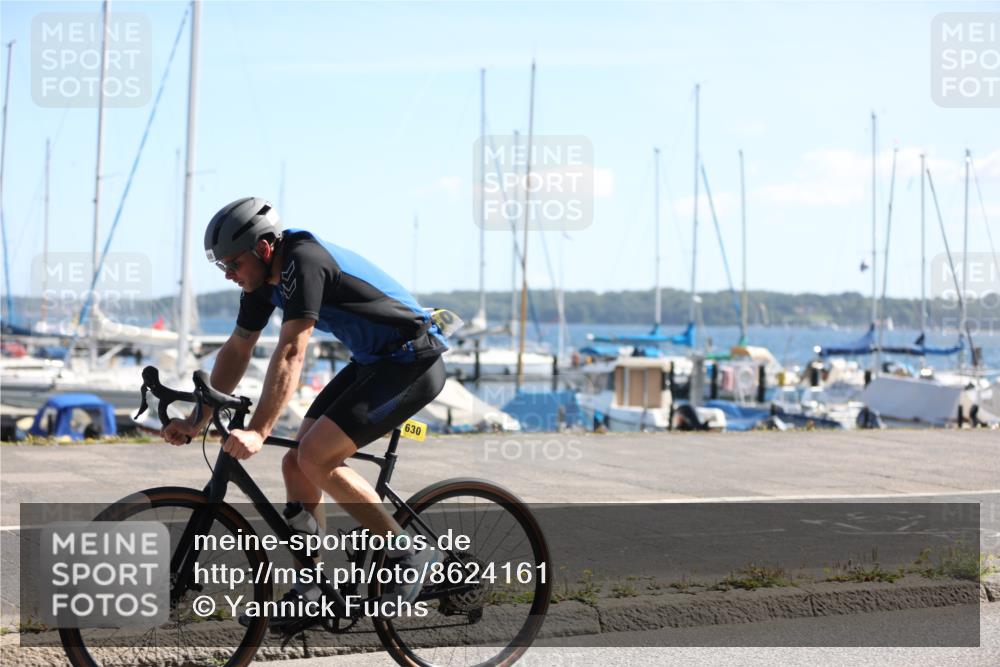 17.08.2025 - KN Förde Triathlon 2025 Yannick Fuchs http://msf.ph/oto/8624161 17.08.2025 11:25:34 Radfahren 288, 296, 307, 349, 372, 610, 617, 629, 630, 632, 633, 261, 285, 295, 330, 377, 629 meine-sportfotos.de