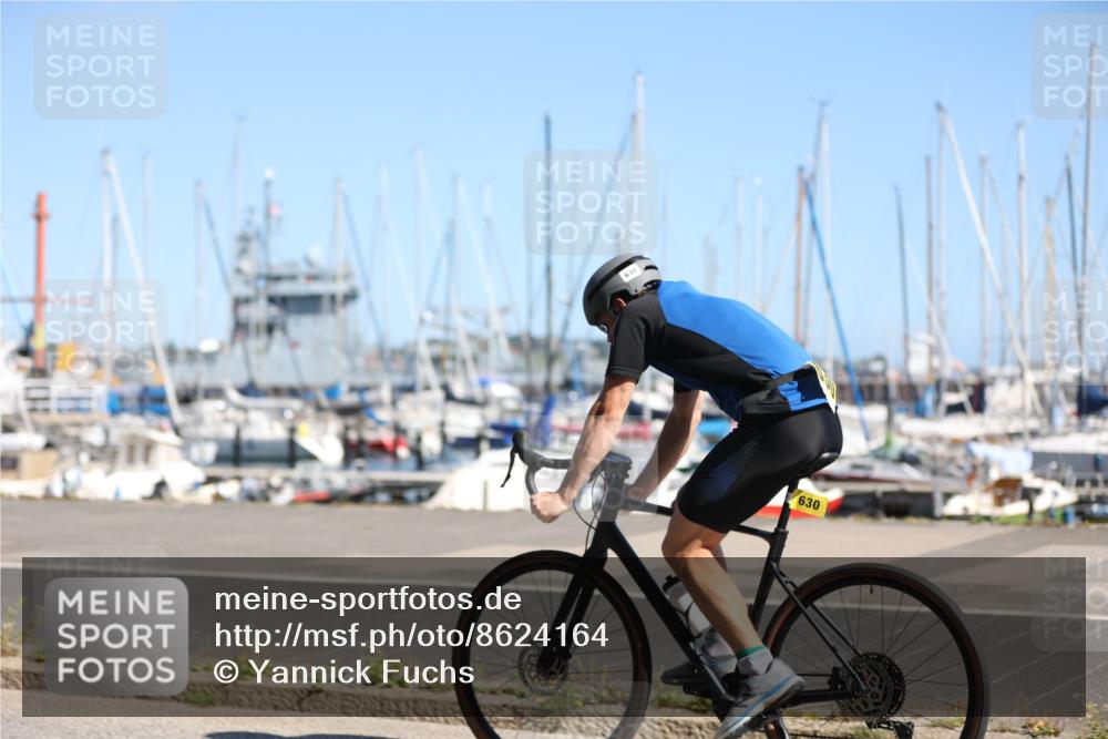 17.08.2025 - KN Förde Triathlon 2025 Yannick Fuchs http://msf.ph/oto/8624164 17.08.2025 11:25:35 Radfahren 288, 296, 307, 349, 372, 610, 617, 630, 632, 633, 261, 285, 295, 330, 377, 629, 632 meine-sportfotos.de